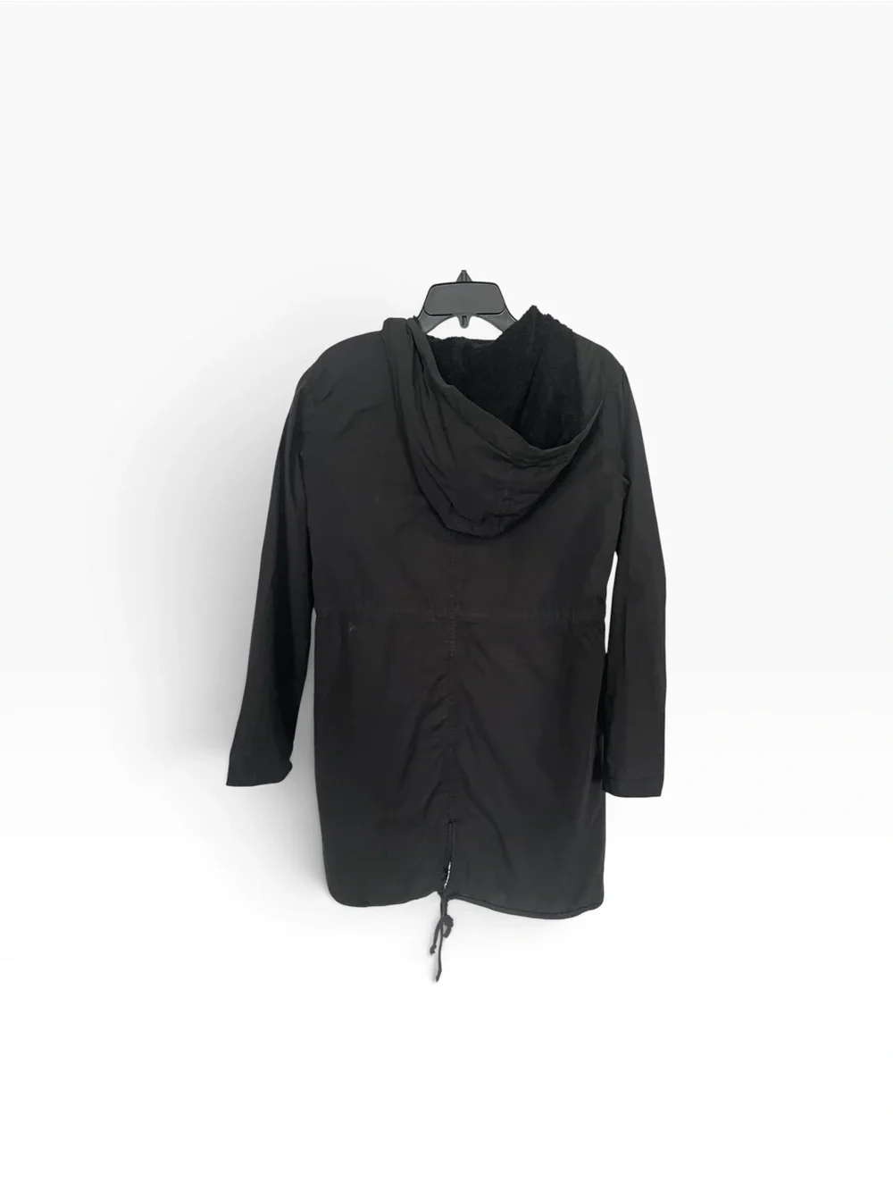 LACAUSA sleek black